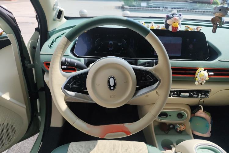 Used ORA Good Cat 2024 401 km Luxury Version 126 kW Steering Wheel