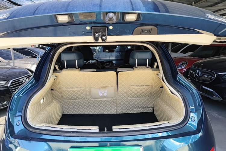 Used ORA Good Cat 2024 401 km Luxury Version 126 kW Trunk