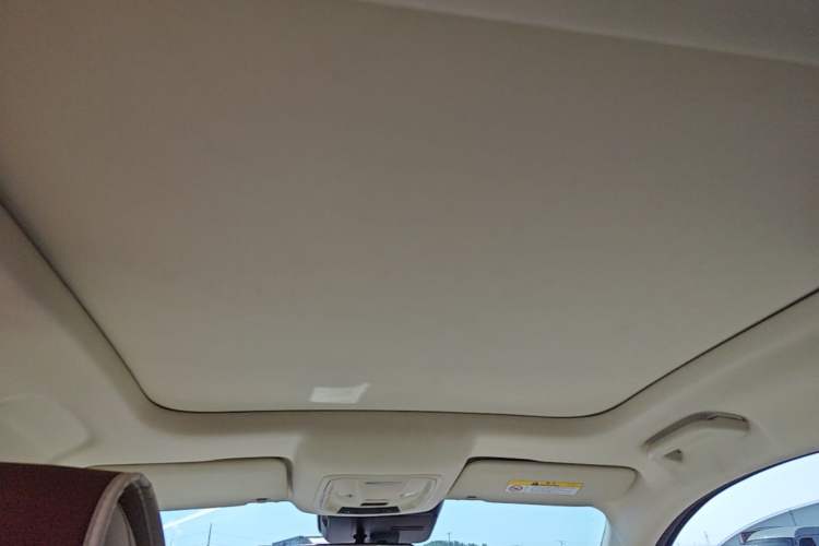 Used ORA Good Cat 2024 401 km Luxury Version Headliner