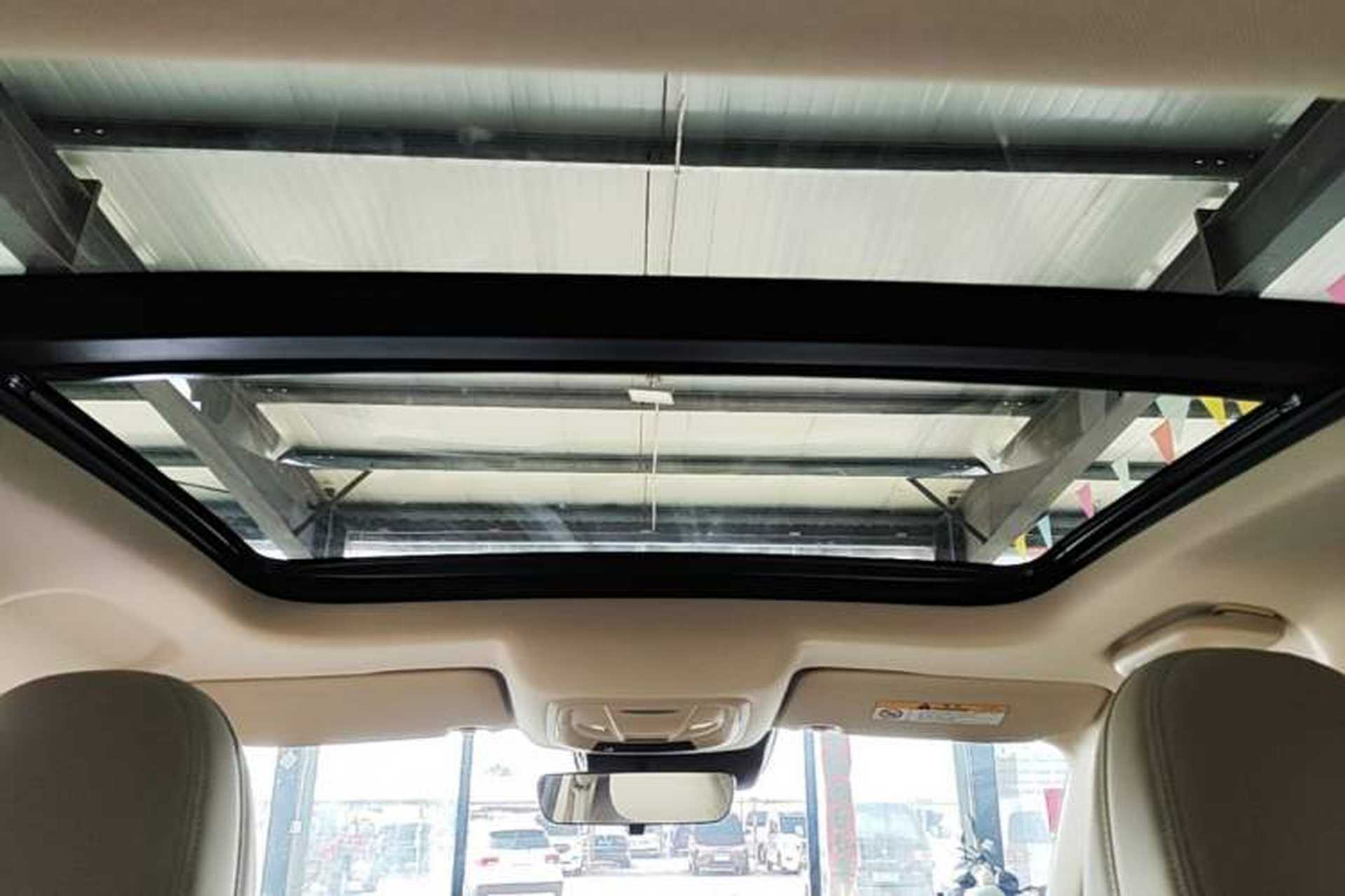 Used ORA Good Cat 2024 401 km Luxury Version Headliner