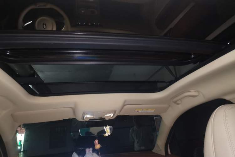 Used ORA Good Cat 2024 401 km Luxury Version Headliner