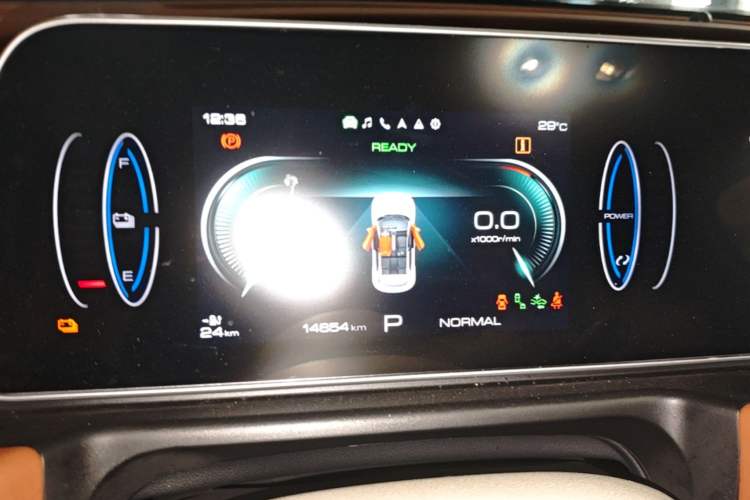 Used ORA Good Cat 2024 401 km Luxury Version 126 kW Instrument Cluster
