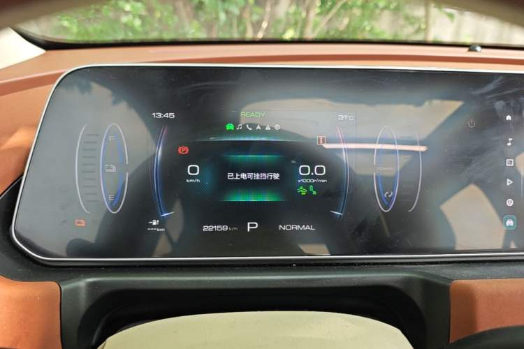 Used ORA Good Cat 2024 401 km Range Luxury Version 135 kW Instrument Cluster