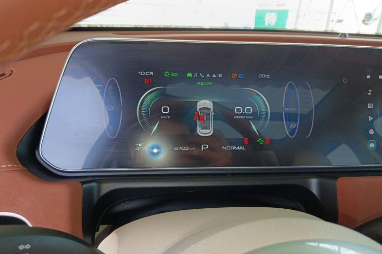 Used ORA Good Cat 2024 401 km Luxury Version Instrument Cluster