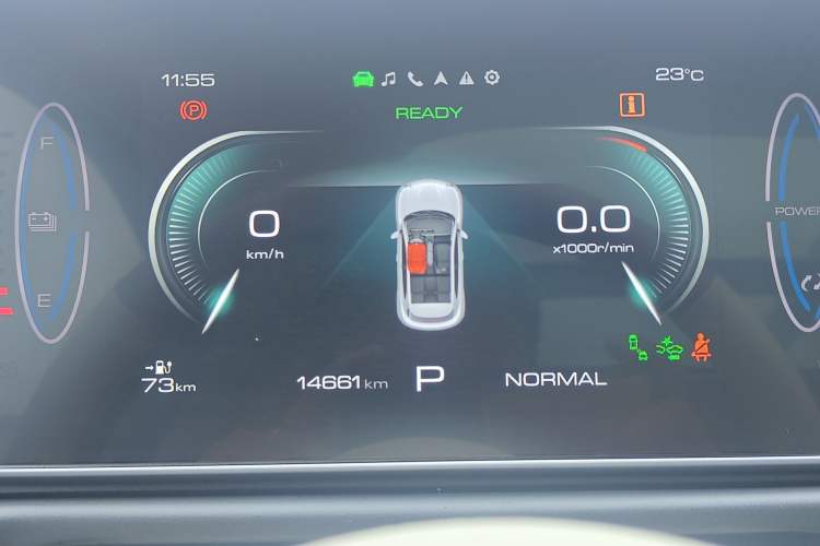 Used ORA Good Cat 2024 401 km Luxury Version 126 kW Interior 9