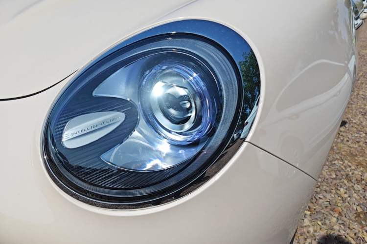 Used ORA Good Cat 2024 401 km Luxury Version Left Front Headlight
