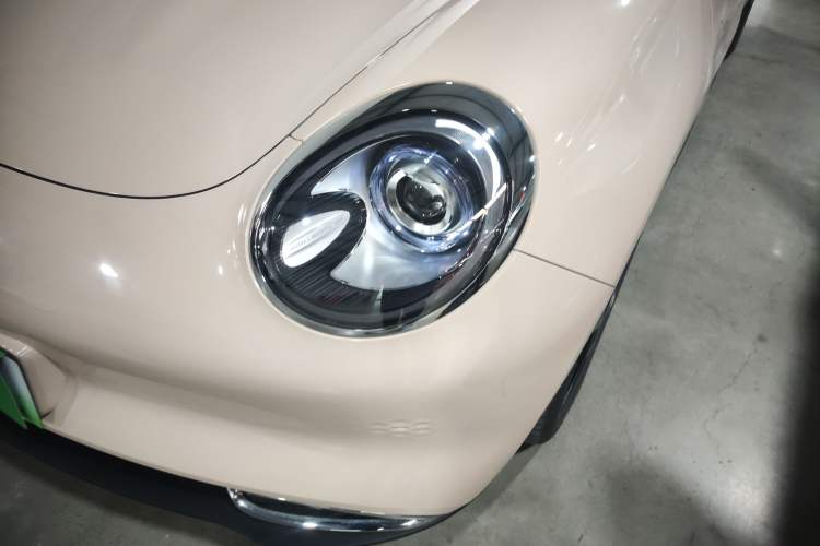Used ORA Good Cat 2024 401 km Luxury Version Left Front Headlight