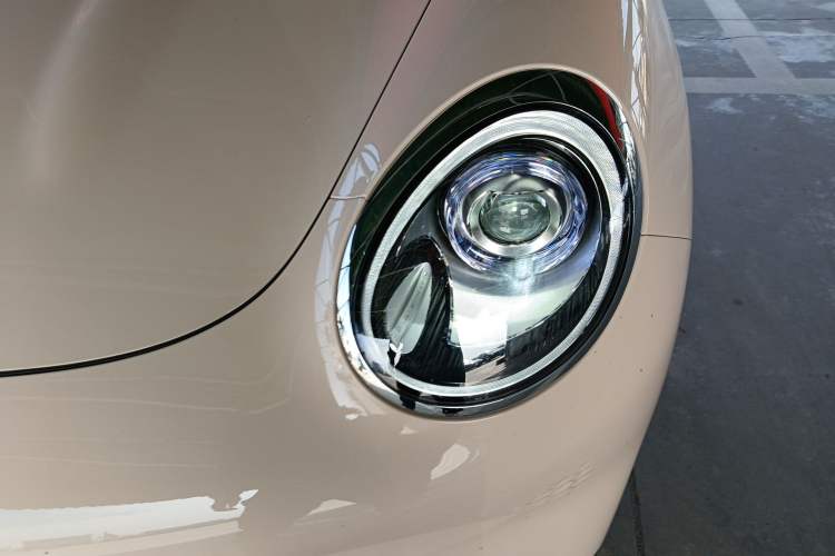 Used ORA Good Cat 2024 401 km Luxury Version Left Front Headlight