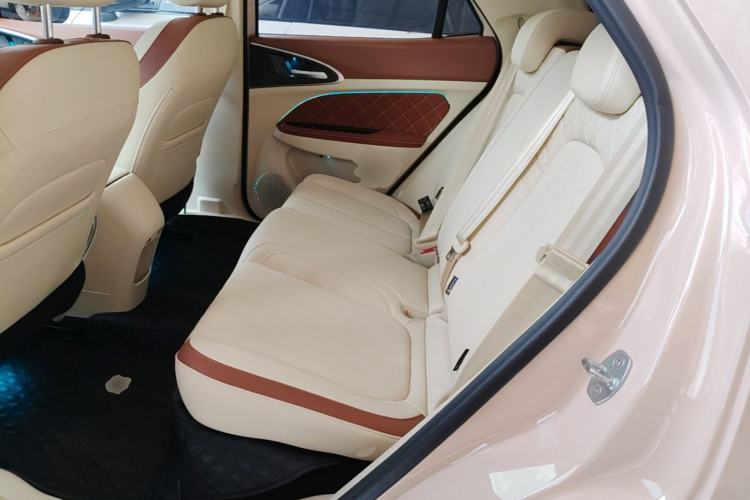 Used ORA Good Cat 2024 401 km Luxury Version 126 kW Left Rear Seat