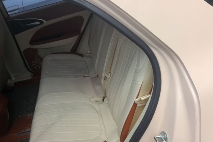 Used ORA Good Cat 2024 401 km Range Luxury Version 135 kW Left Rear Seat