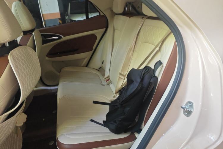 Used ORA Good Cat 2024 401 km Range Luxury Version 135 kW Left Rear Seat