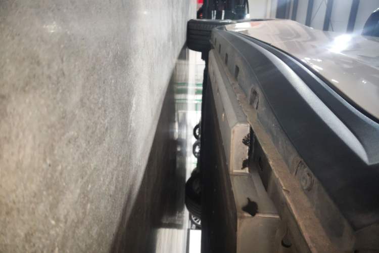 Used ORA Good Cat 2024 401 km Luxury Version Left Side Sill