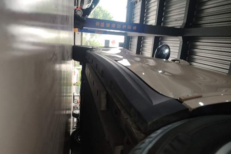 Used ORA Good Cat 2024 401 km Comfort Edition Left Side Sill