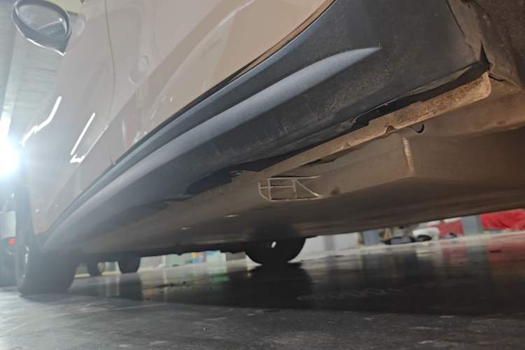 Used ORA Good Cat 2024 501 km Luxury Version Left Side Sill
