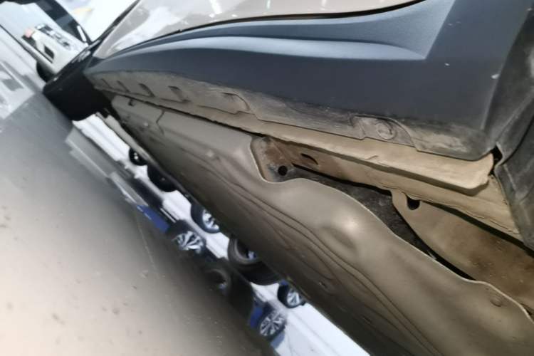 Used ORA Good Cat 2024 401 km Luxury Version Left Side Sill