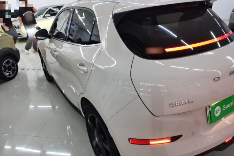 Used ORA Good Cat 2024 401 km Luxury Version Rear Left 45 Deg