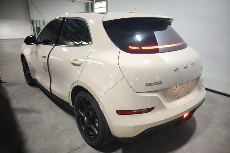 Used ORA Good Cat 2024 401 km Luxury Version Rear Left 45 Deg