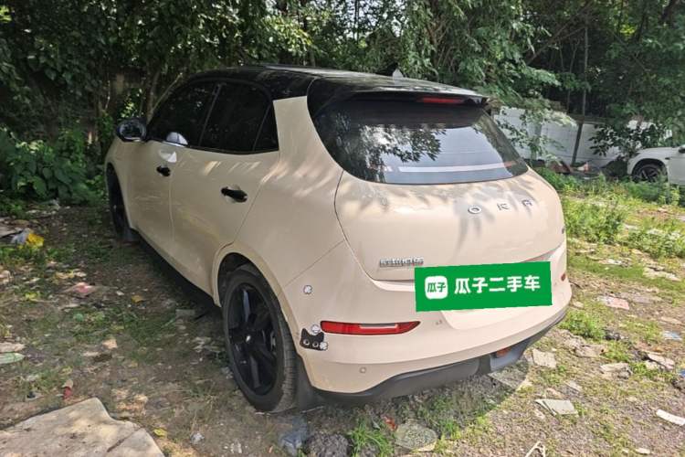 Used ORA Good Cat 2024 401 km Range Luxury Version 135 kW Rear Left 45 Deg