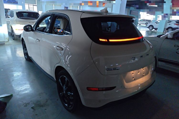 Used ORA Good Cat 2024 401 km Range Luxury Version 135 kW Rear Left 45 Deg