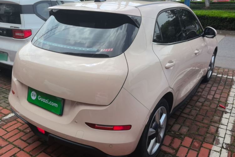 Used ORA Good Cat 2024 401 km Range Luxury Version 135 kW Rear Right 45 Deg