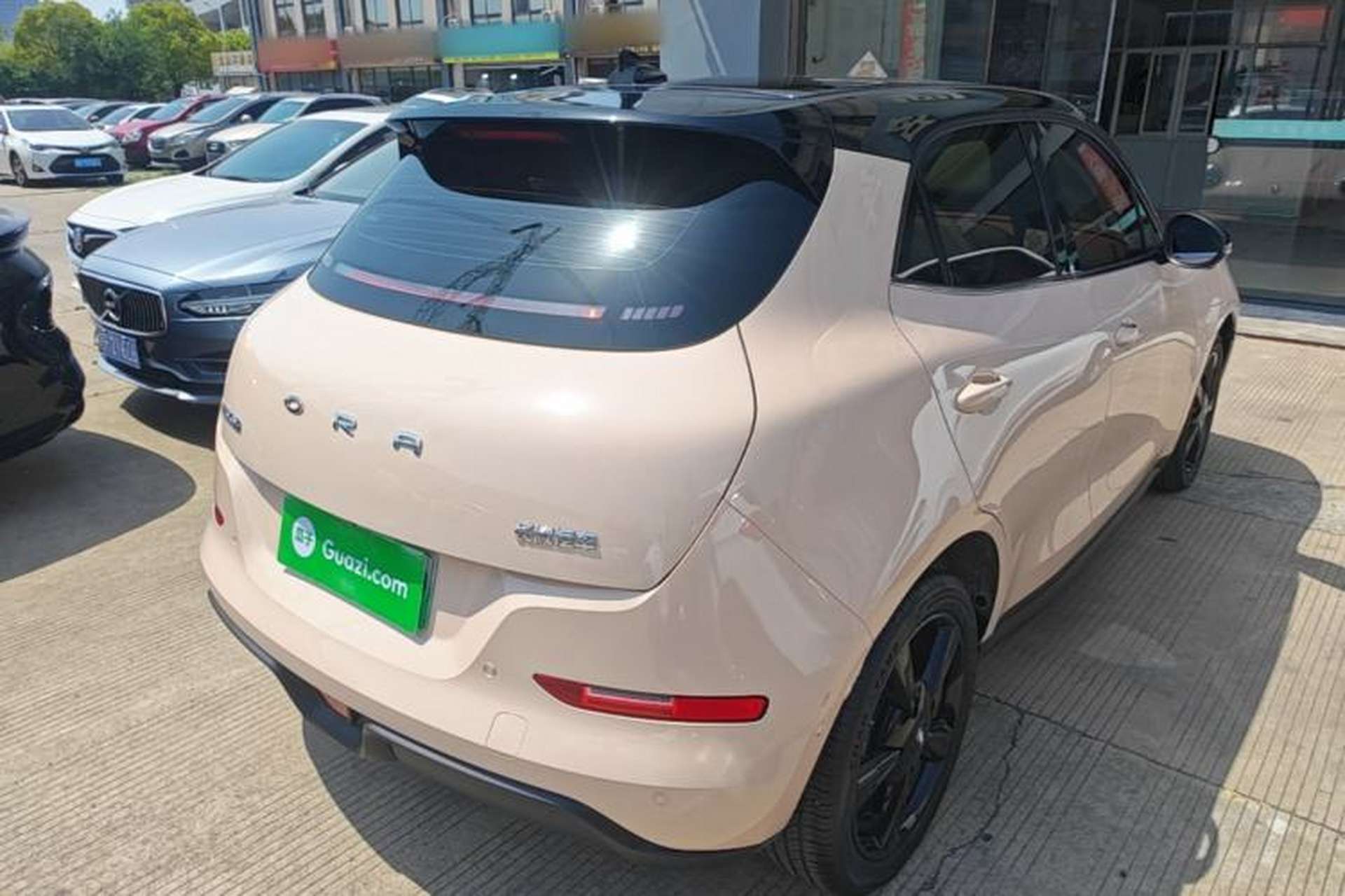 Used ORA Good Cat 2024 401 km Range Luxury Version 135 kW Rear Right 45 Deg