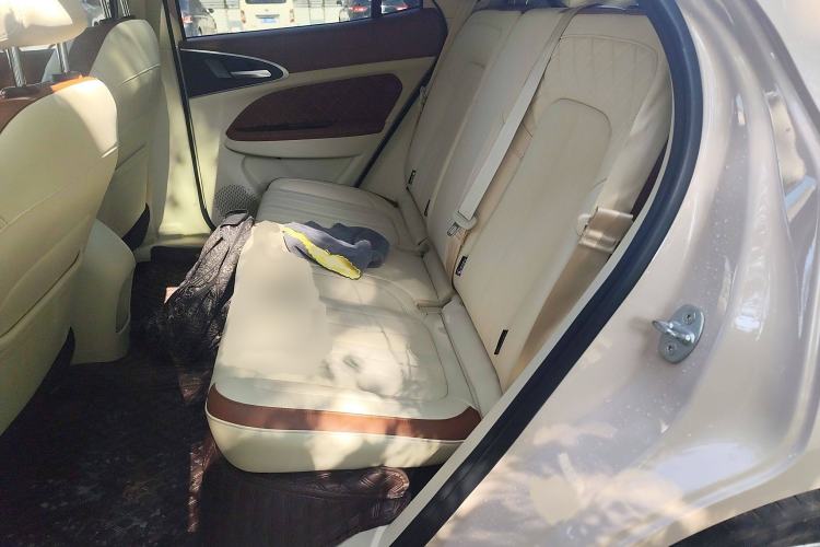 Used ORA Good Cat 2024 401 km Range Luxury Version 135 kW Interior 4
