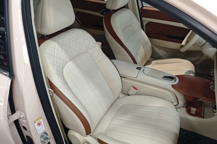 Used ORA Good Cat 2024 501 km Luxury Version Right Front Seat