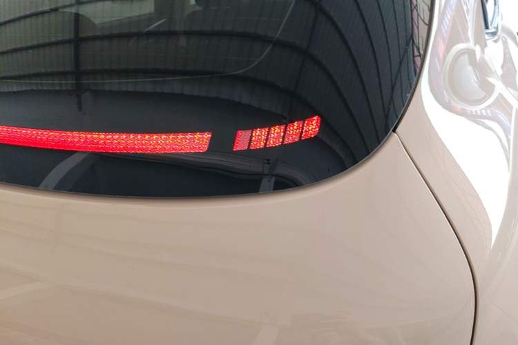 Used ORA Good Cat 2024 401 km Luxury Version Right Rear Taillight