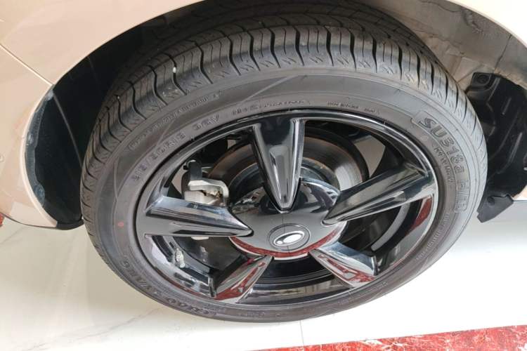 Used ORA Good Cat 2024 401 km Luxury Version 126 kW Right Rear Wheel Hub