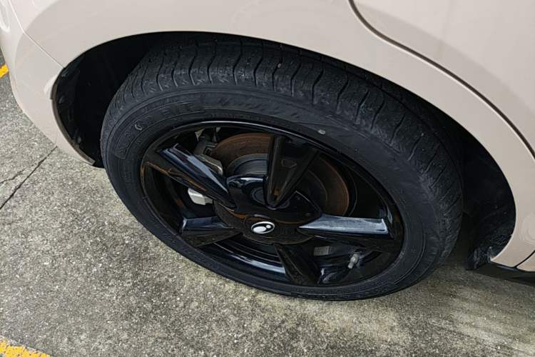 Used ORA Good Cat 2024 401 km Luxury Version Right Rear Wheel Hub