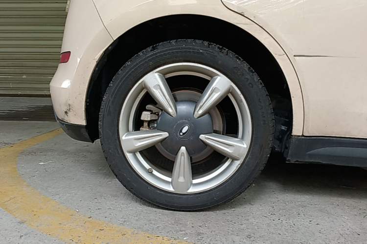 Used ORA Good Cat 2024 401 km Comfort Edition Right Rear Wheel Hub