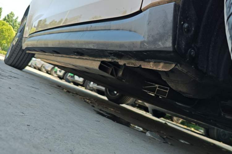 Used ORA Good Cat 2024 501 km Luxury Version Right Side Sill