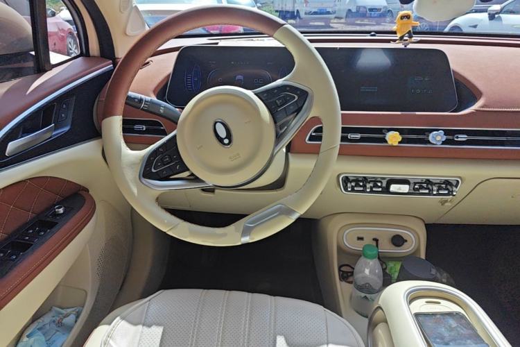Used ORA Good Cat 2024 401 km Luxury Version Steering Wheel