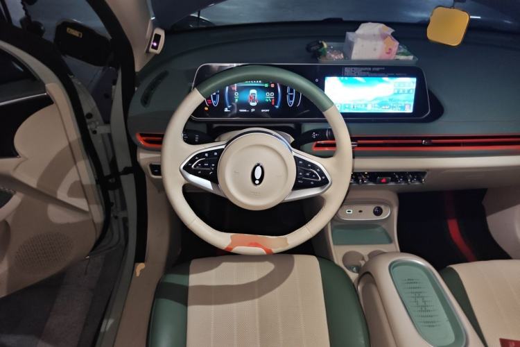 Used ORA Good Cat 2024 401 km Luxury Version 126 kW Steering Wheel