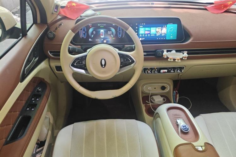 Used ORA Good Cat 2024 401 km Range Luxury Version 135 kW Steering Wheel