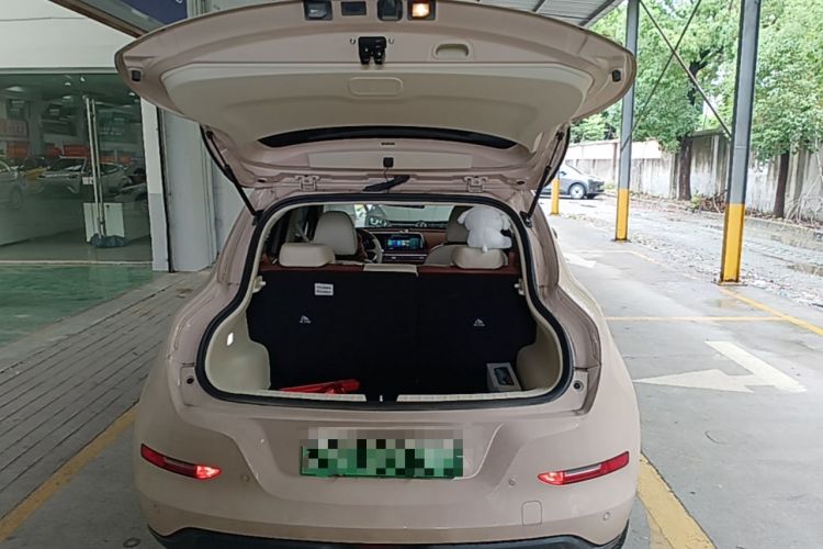 Used ORA Good Cat 2024 401 km Comfort Edition Trunk