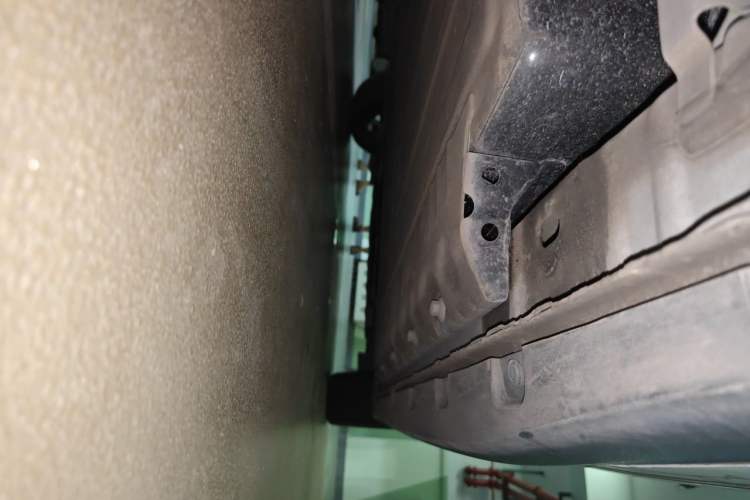 Used ORA Good Cat 2024 401 km Luxury Version Chassis Rear Right