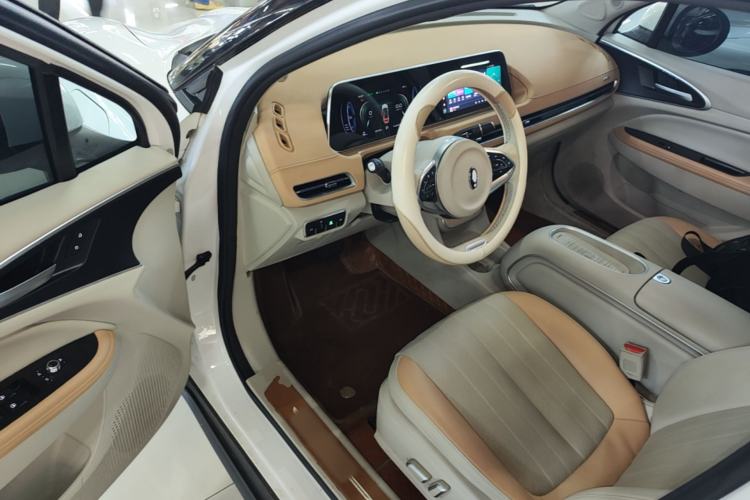 Used ORA Good Cat 2024 401 km Range Luxury Version 135 kW Driver Seat