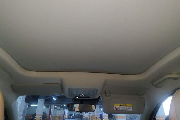 Used ORA Good Cat 2024 401 km Luxury Version Headliner