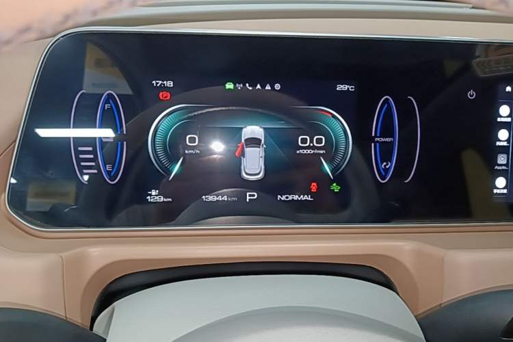 Used ORA Good Cat 2024 401 km Luxury Version 126 kW Instrument Cluster