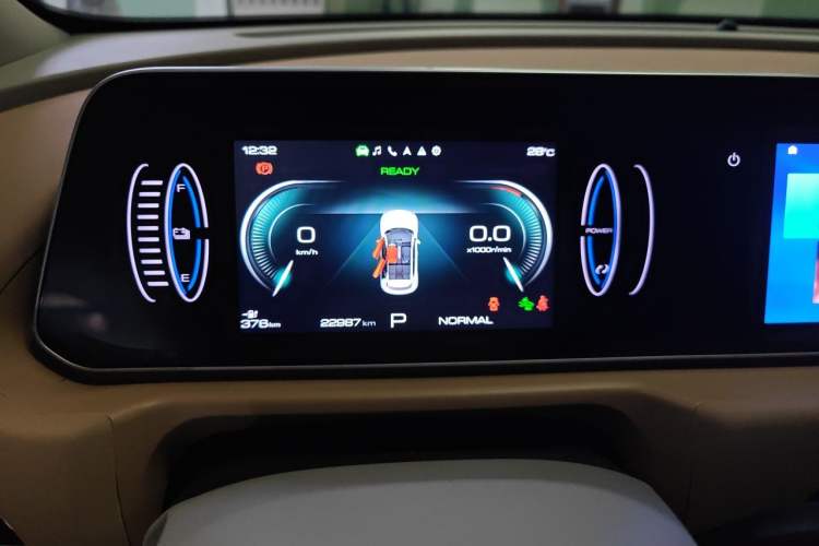 Used ORA Good Cat 2024 401 km Luxury Version Instrument Cluster