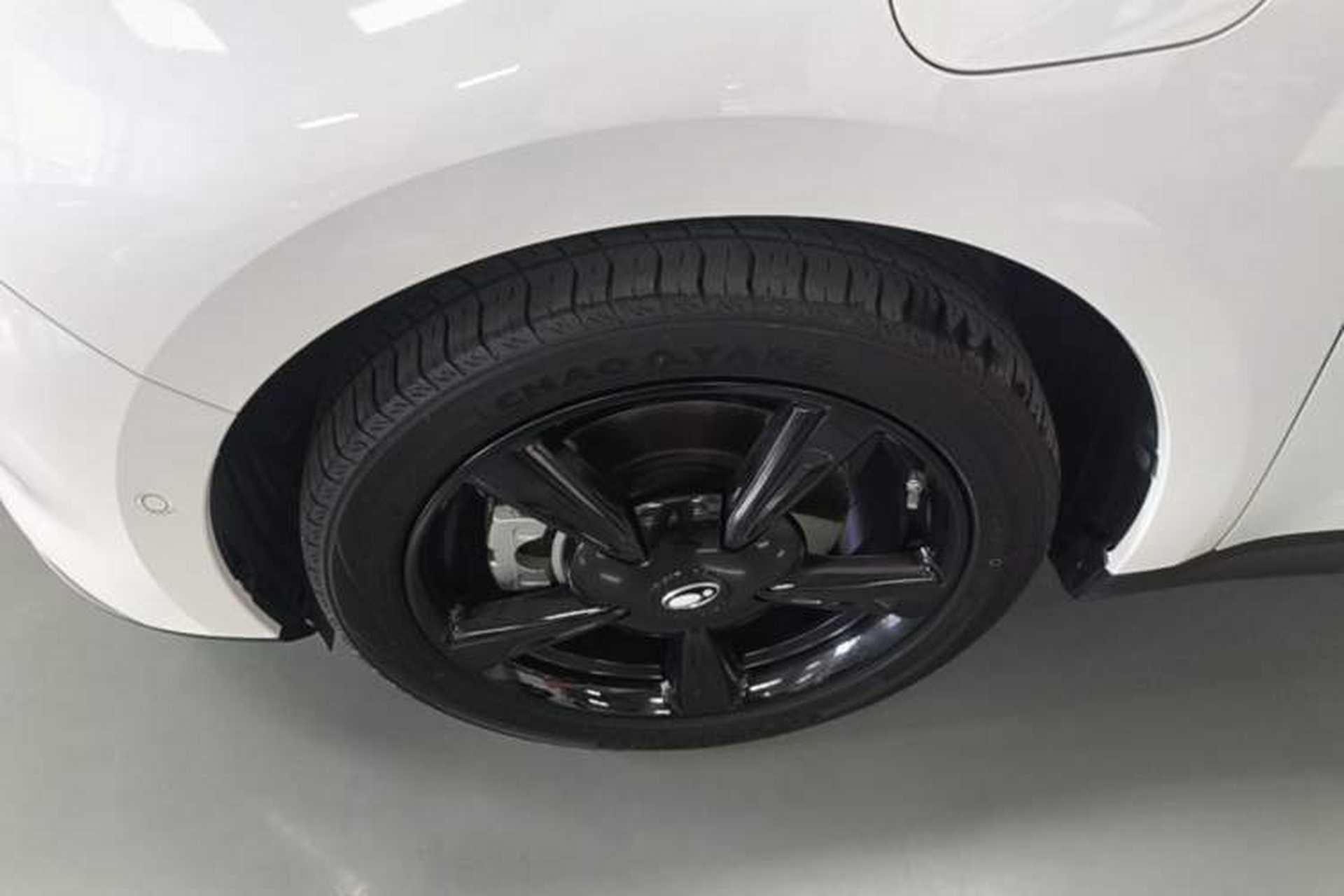 Used ORA Good Cat 2024 401 km Range Luxury Version 135 kW Left Front Wheel Hub