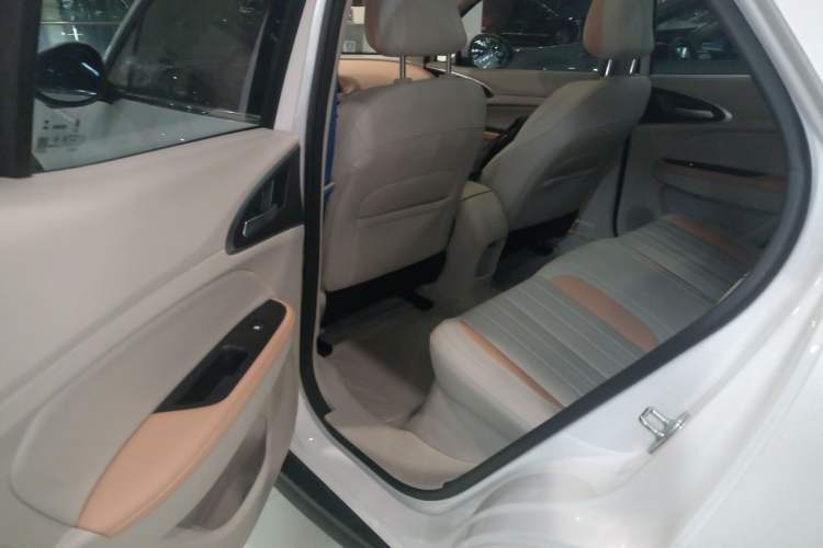 Used ORA Good Cat 2024 401 km Luxury Version Left Rear Seat