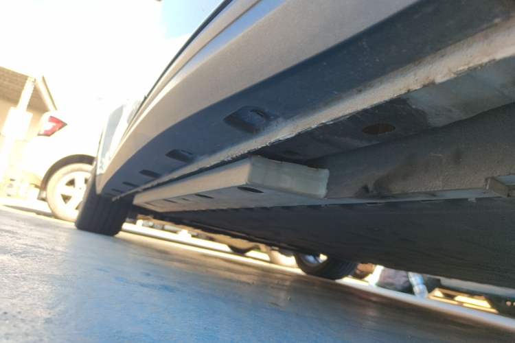 Used ORA Good Cat 2024 401 km Luxury Version Left Side Sill