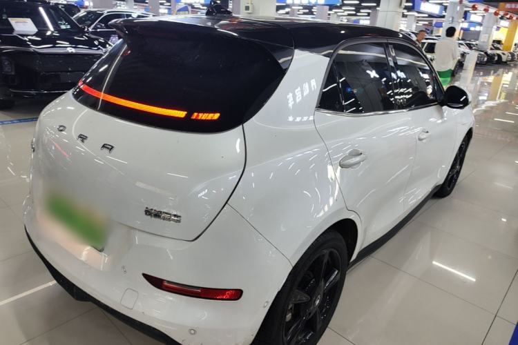 Used ORA Good Cat 2024 401 km Range Luxury Version 135 kW Rear Right 45 Deg