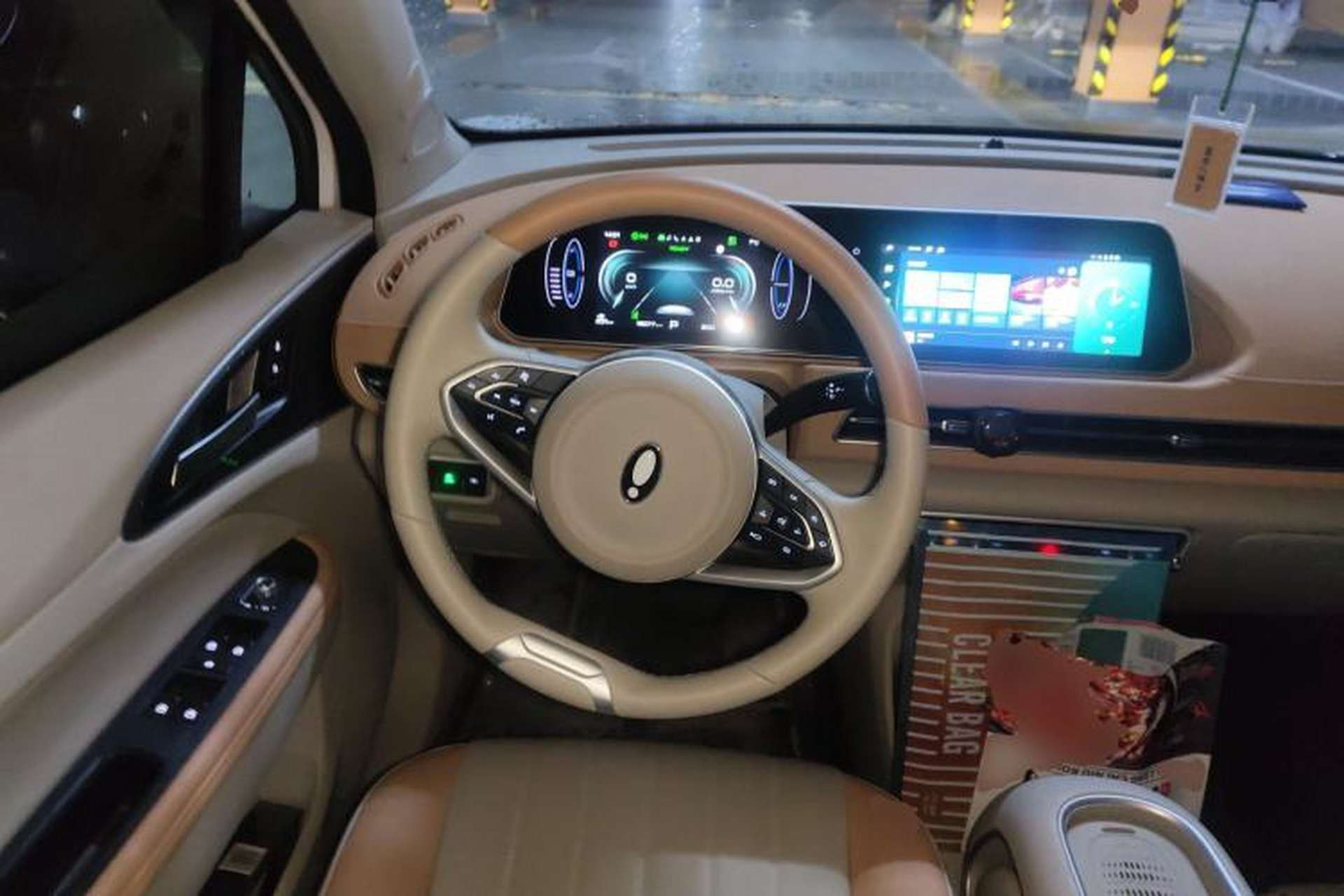 Used ORA Good Cat 2024 401 km Luxury Version Steering Wheel