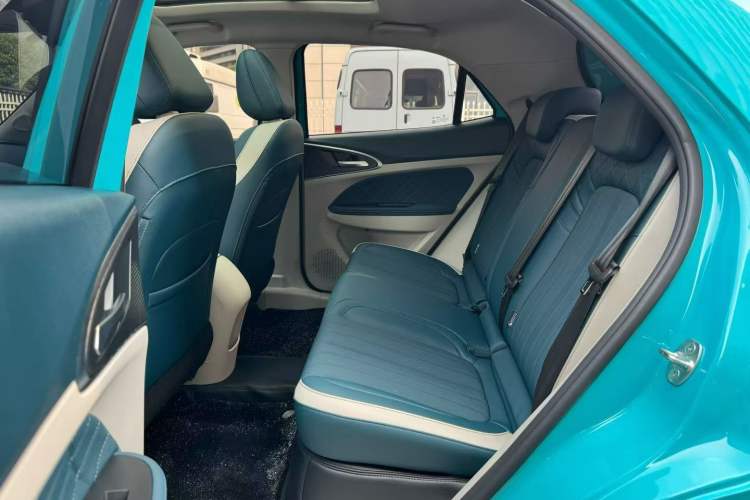 Used ORA Good Cat 2025 Model, 430 km Prestige Version Interior 2