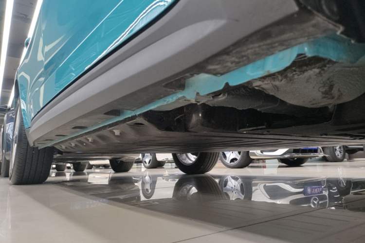Used ORA Good Cat 2025 Model, 430 km Prestige Version Right Side Sill