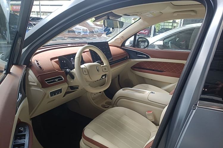 Used ORA Good Cat 2025 Model, 430 km Prestige Version Driver Seat