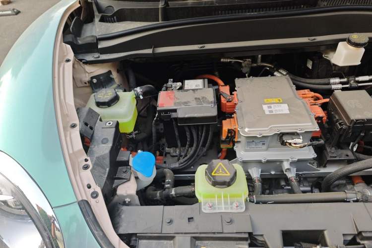 Used ORA Good Cat 2025 Model, 430 km Prestige Version Engine Bay Right